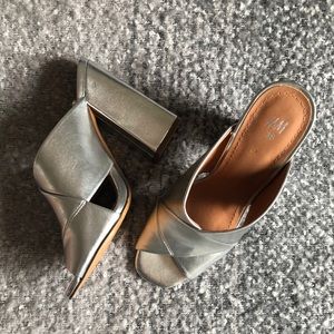 Silver Chunky Mule!!!